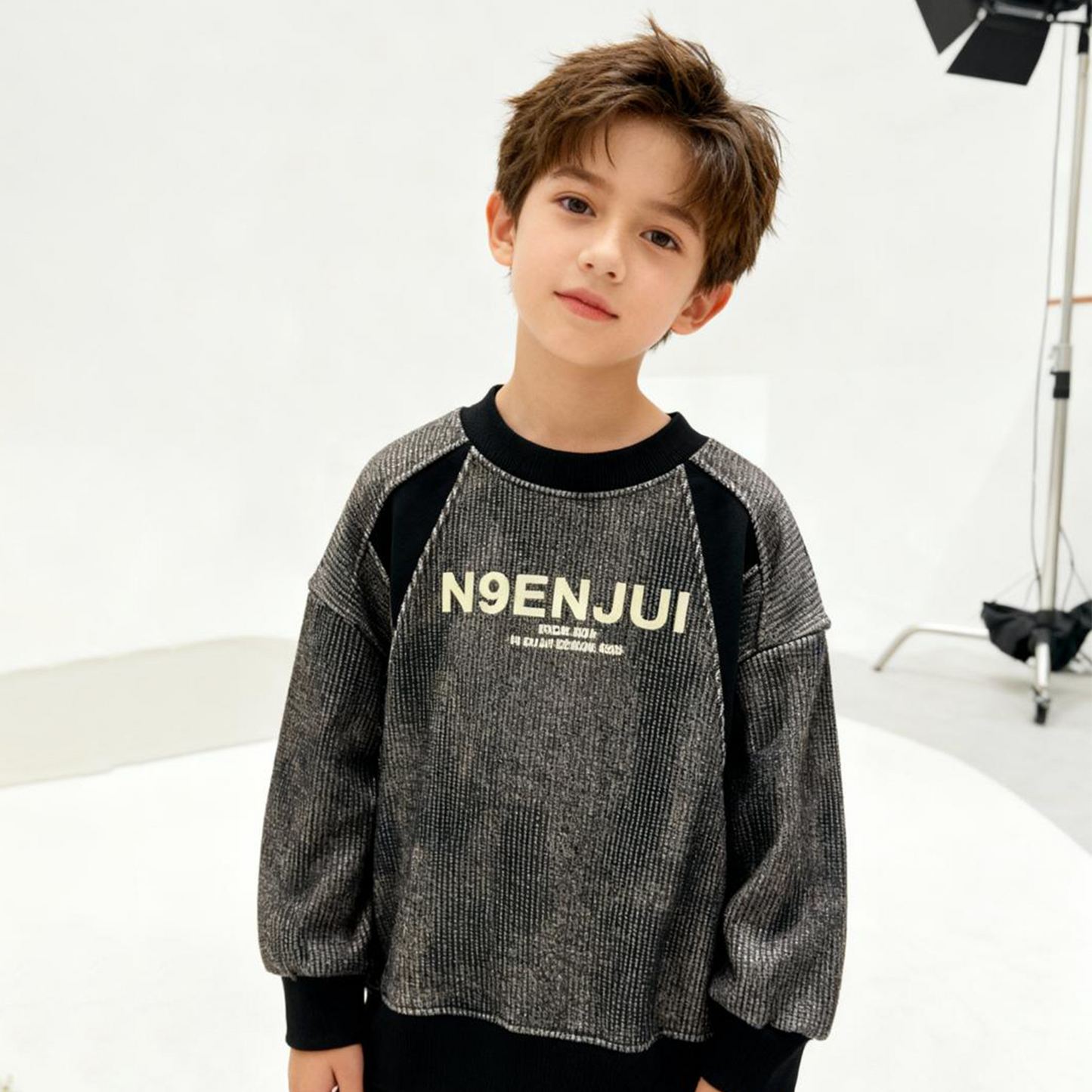 Velour Edge Wool-Finish Sweatshirt (Coffee color)