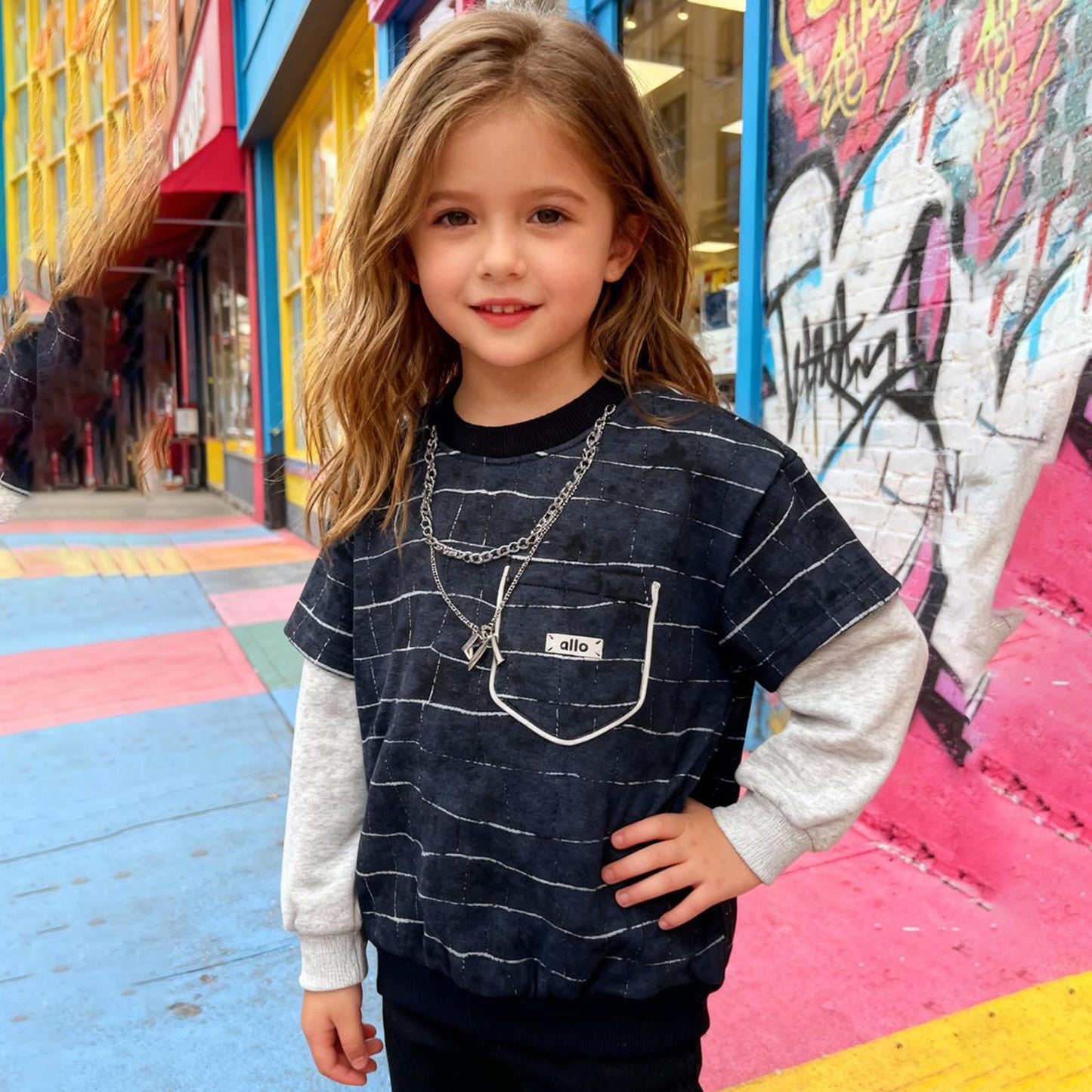 Cozy Grid Layered Sweatshirt (Block grid Black)