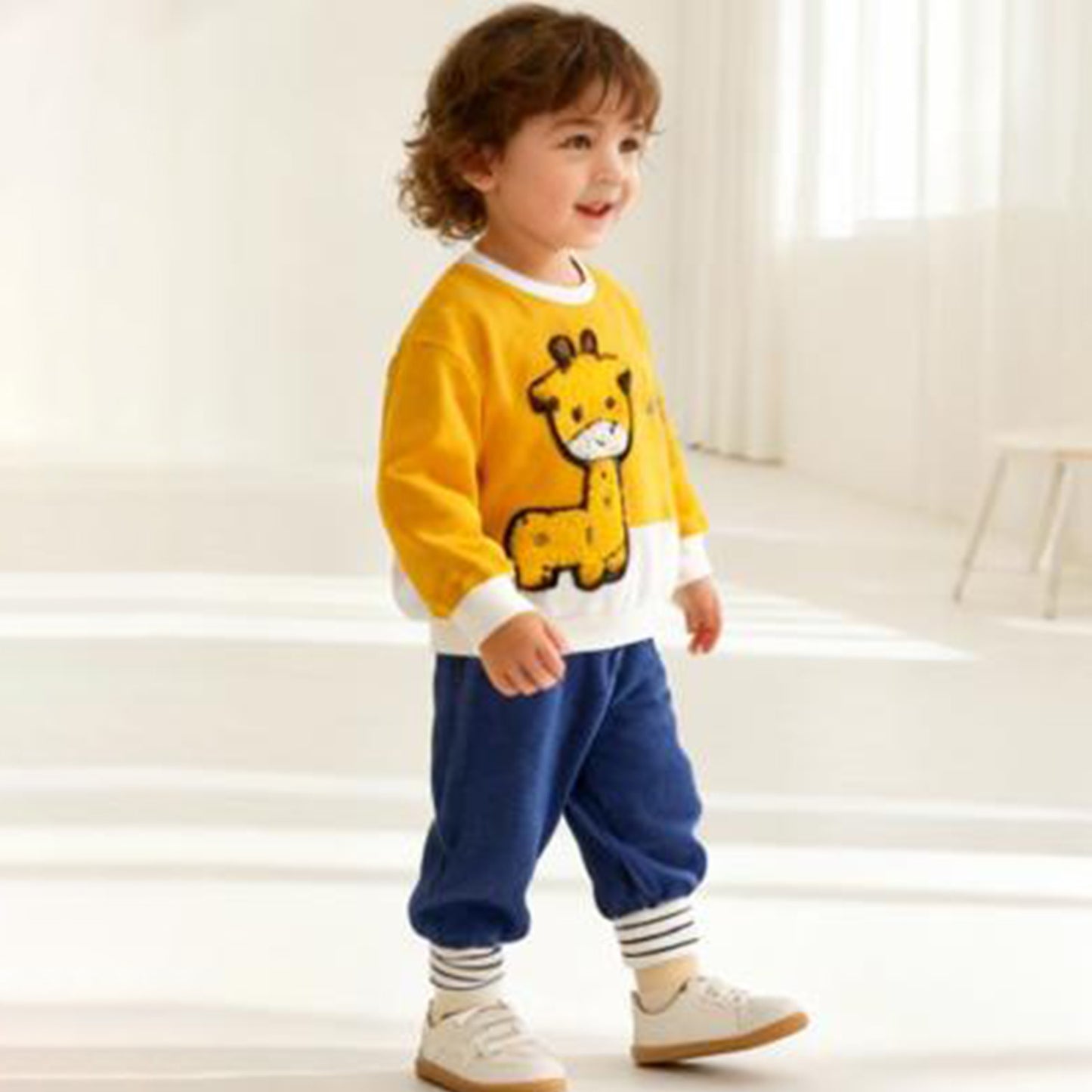 Let’s Go Snuggle Bear Co‑ord 2 piece set (Brown T with Jeans)