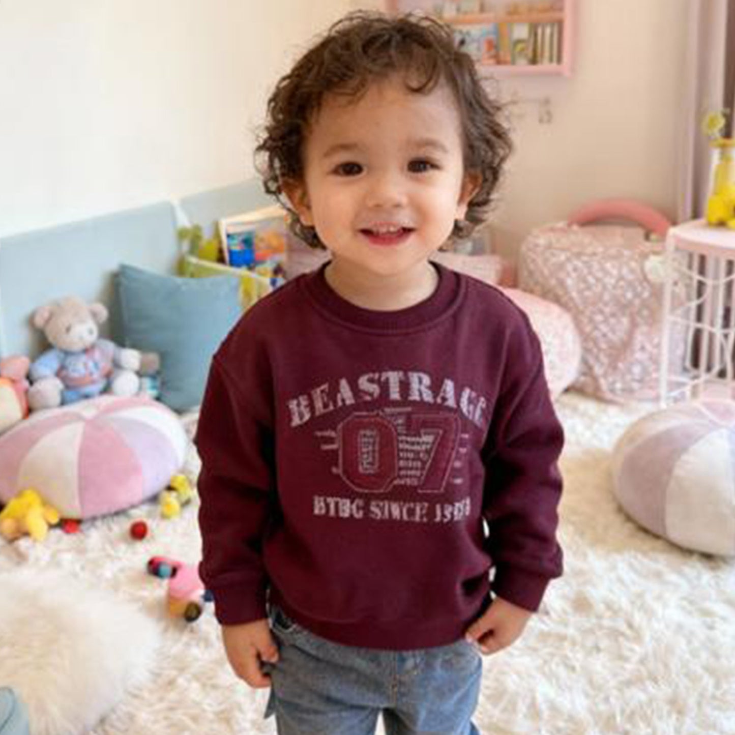 Vintage Varsity Maroon Sweatshirt (Maroon)